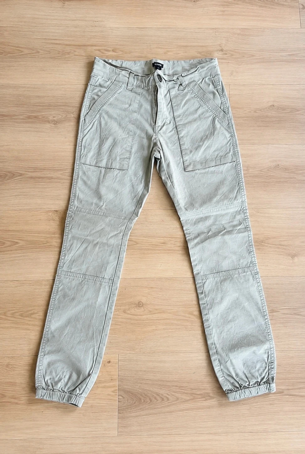 Pantalon fin gris Kiabi taille 9 ans